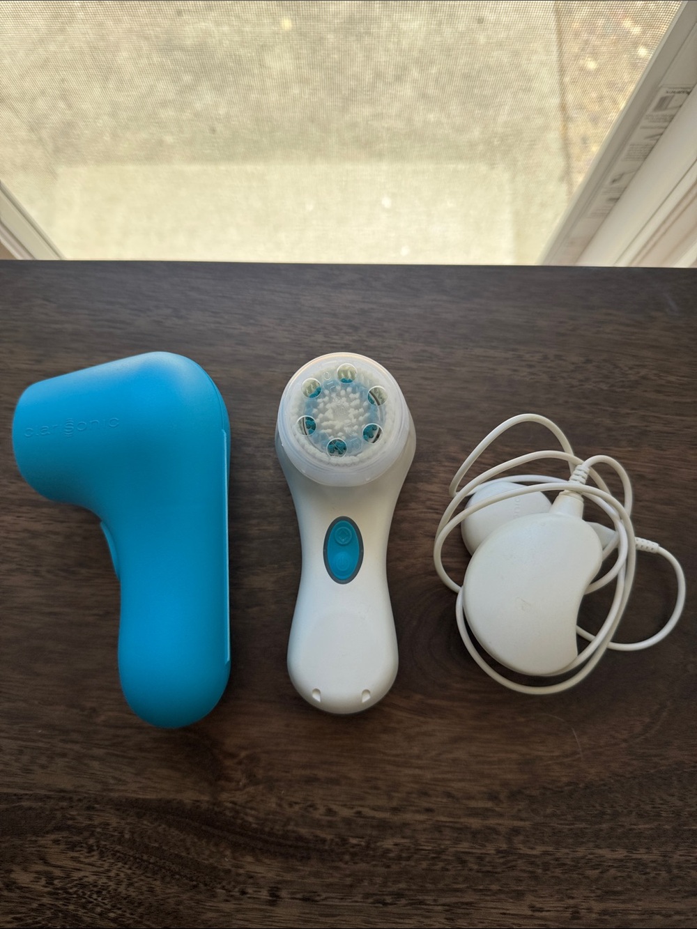 Clarisonic Mia 2 Facial Cleansing Brush with Blue Protective Case